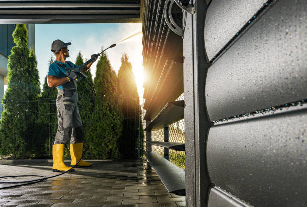 Best Animal Enclosure Cleaning  in Fredonia, NY